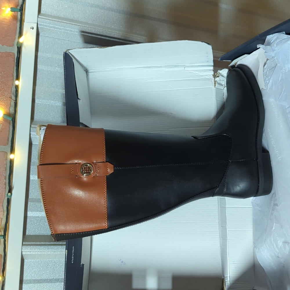 Tommy Hilfiger Shannon Riding Boots size 7.5